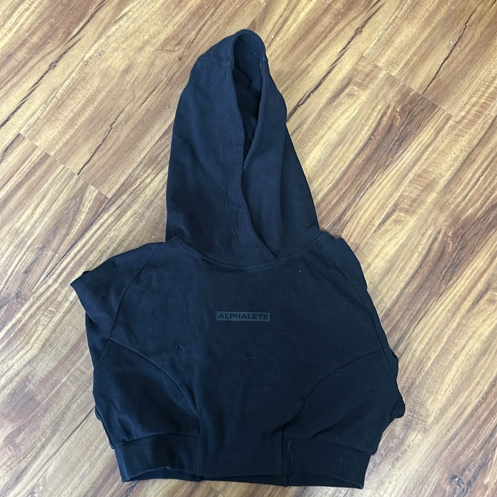 Alphalete Crop Top Hood